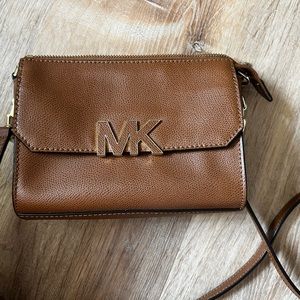 Michael Kors Cross body Purse